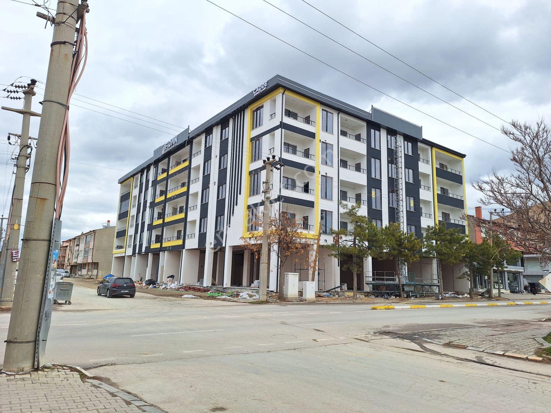 Yaman'dan Bolvadin Yenice Mah. Satılık Sıfır Dükkan(568 M²) - Görsel 12