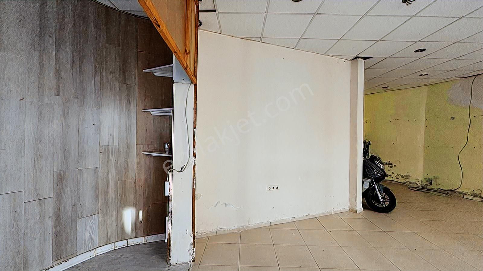 Promade Emlak'tan Çiftehamam Caddesi Cepheli Fırsat Dükkan!!!! - Görsel 4