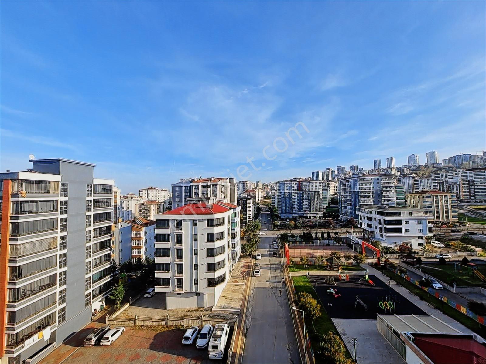 Atakum'da Muhteşem Konumda Site İçerisinde 3+1 Satılık Daire!