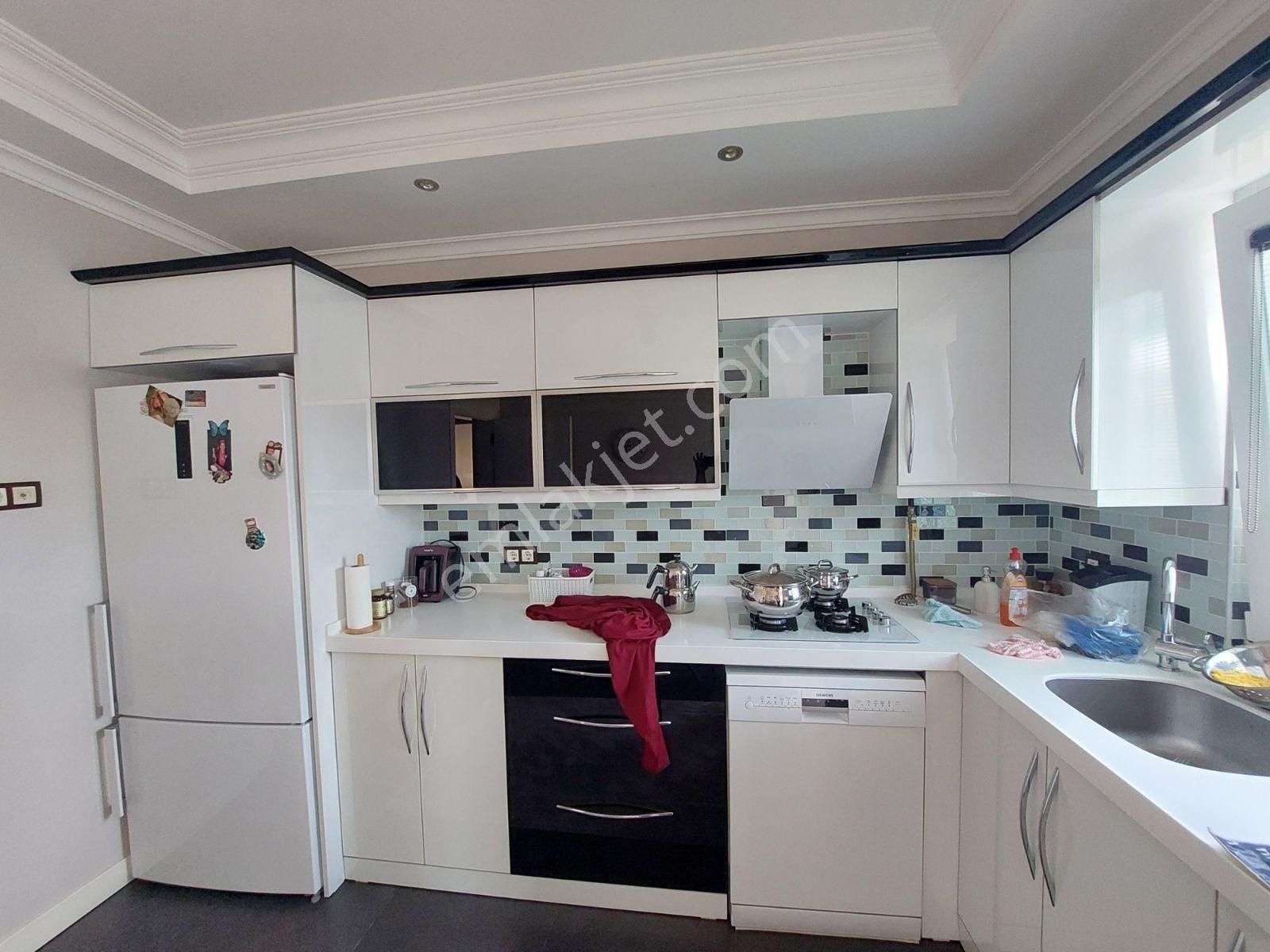 Atakum'da Muhteşem Konumda Site İçerisinde 3+1 Satılık Daire! - Görsel 14