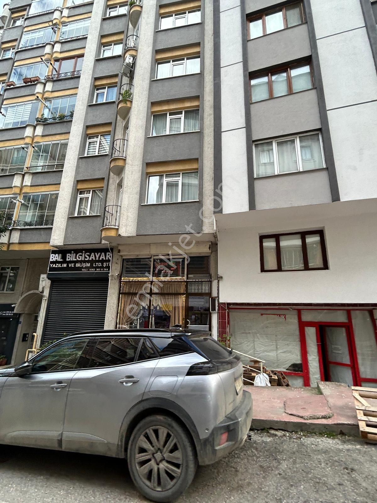 Promade Emlak'tan Bahçelievler'de Satılık Dükkan - Görsel 11