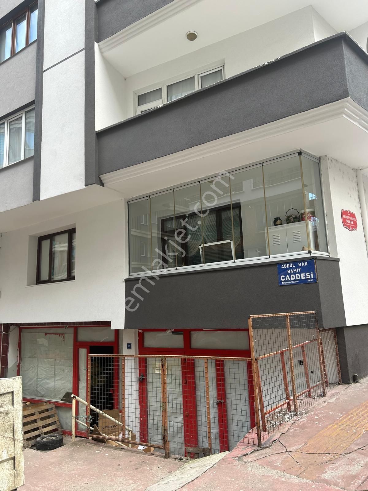 Promade Emlak'tan Bahçelievler'de Satılık Dükkan - Görsel 5