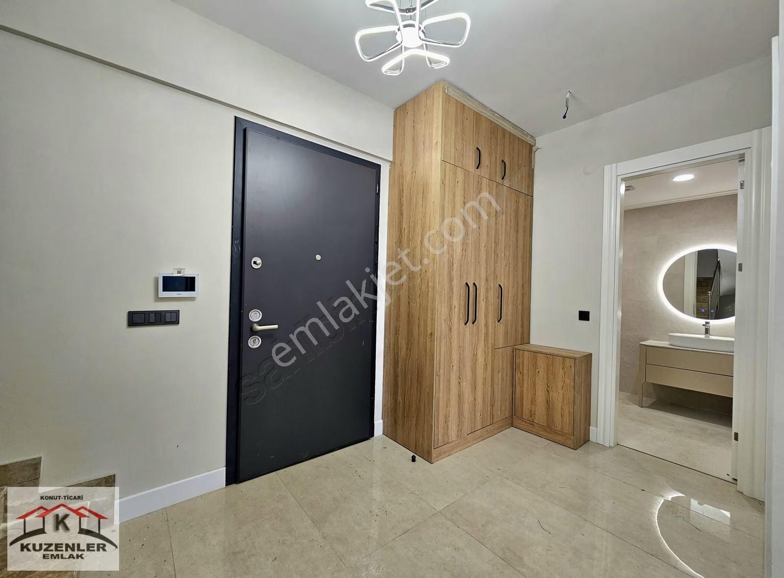 Pineta Sitesi_7/24 Güvenlikli Özel Garajlı Yüksek Kredili Villa - Görsel 4