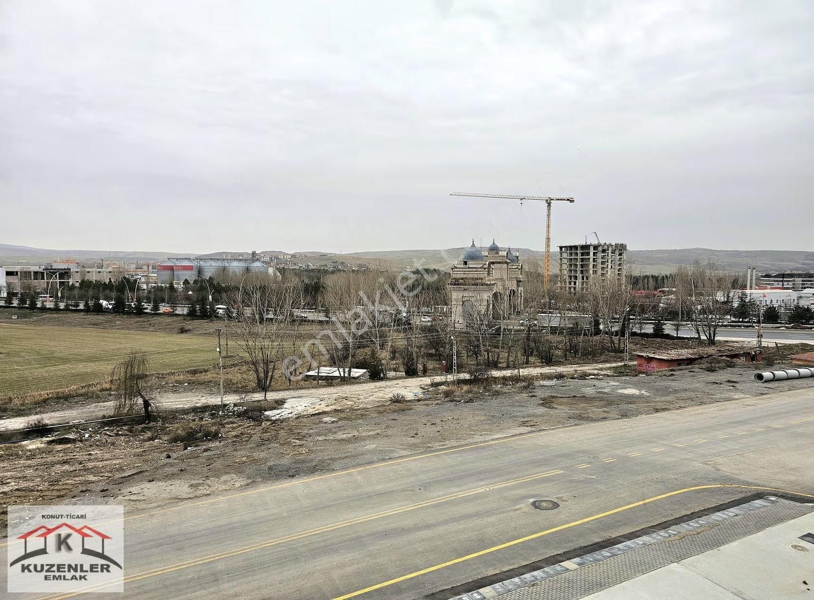 Pineta Sitesi_7/24 Güvenlikli Özel Garajlı Yüksek Kredili Villa - Görsel 22