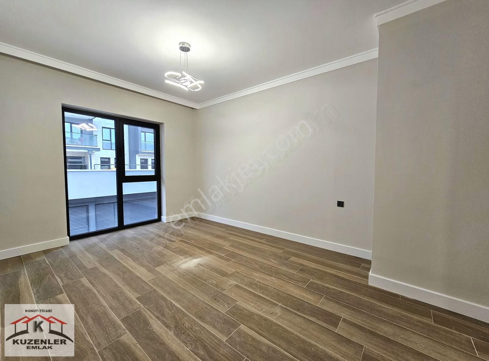 Pineta Sitesi_7/24 Güvenlikli Özel Garajlı Yüksek Kredili Villa - Görsel 33