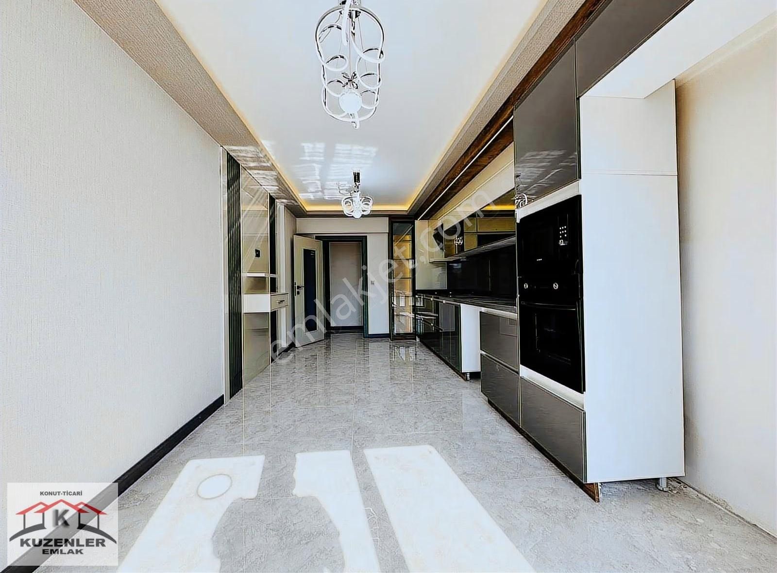 Kuzenler'den 13kat Kilerli Teras Cam Balkonlu Ultra Lüks 4+1 Dai - Görsel 6