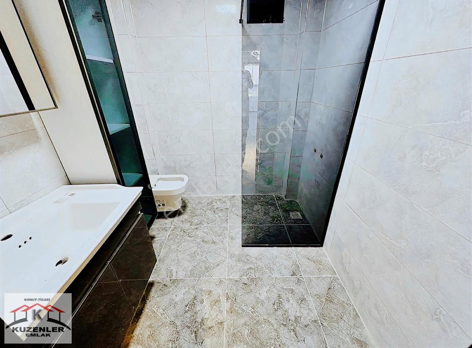 Kuzenler'den 13kat Kilerli Teras Cam Balkonlu Ultra Lüks 4+1 Dai - Görsel 3