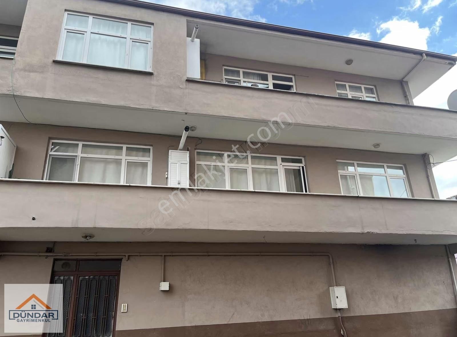 Dündar Gayrimenkul'den Hendek Merkezde Kiralık Eşyalı Daire - Görsel 19