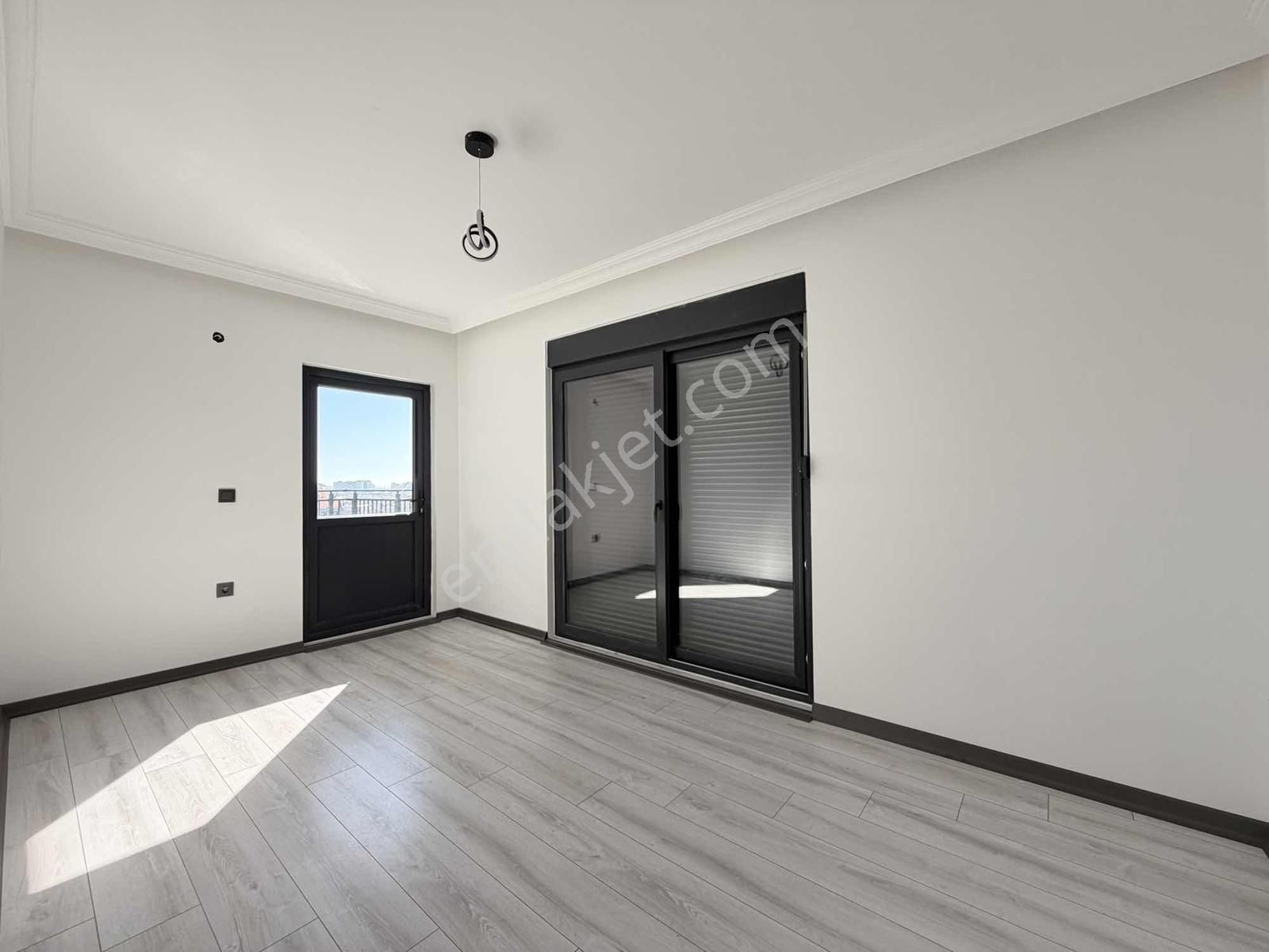 Ilıcanın Merkezinde Tek Daire Üzeri 4+1 Dubleks Daire - Görsel 5