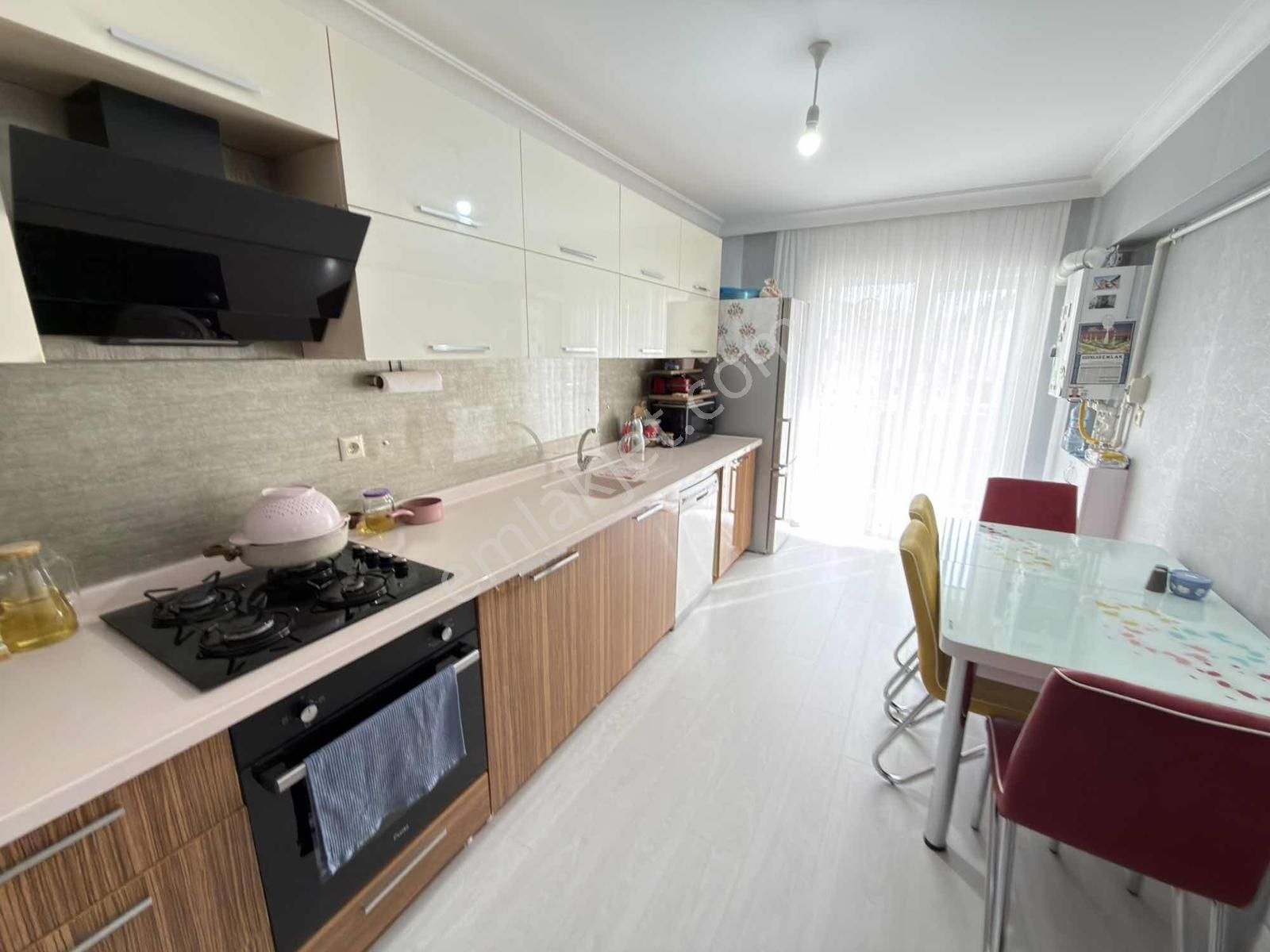 Barışyolu Cad Yakını 3+1 Bağımsız Yeni Bina Asansörlü Ful Yapılı