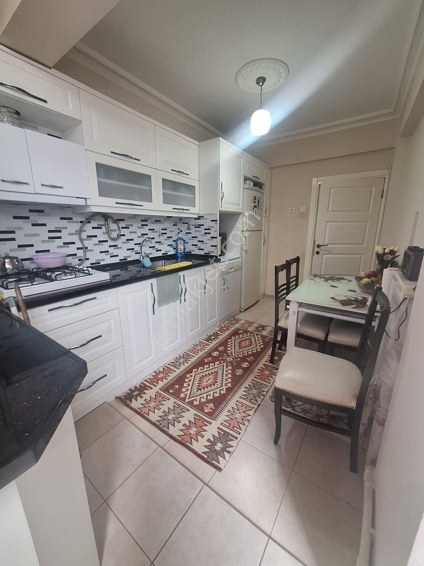 İlkadım Hastaneler Bölgesinde Stratejik Konumlu Krediye Uygun 2+1 Satılık Konut - Görsel 34