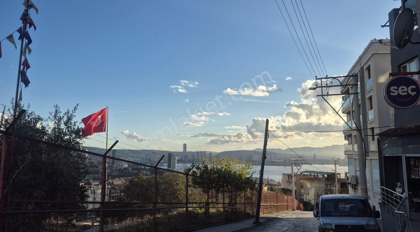 Bayraklı Çiçek Mahallesinde Satılık 2+1 Daire - Görsel 4