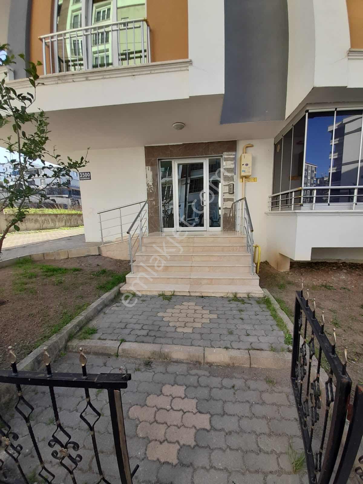 Kiralık 2+1 Daire Ebeveyn Banyolu Atakent Atatepe Mahallesi - Görsel 10
