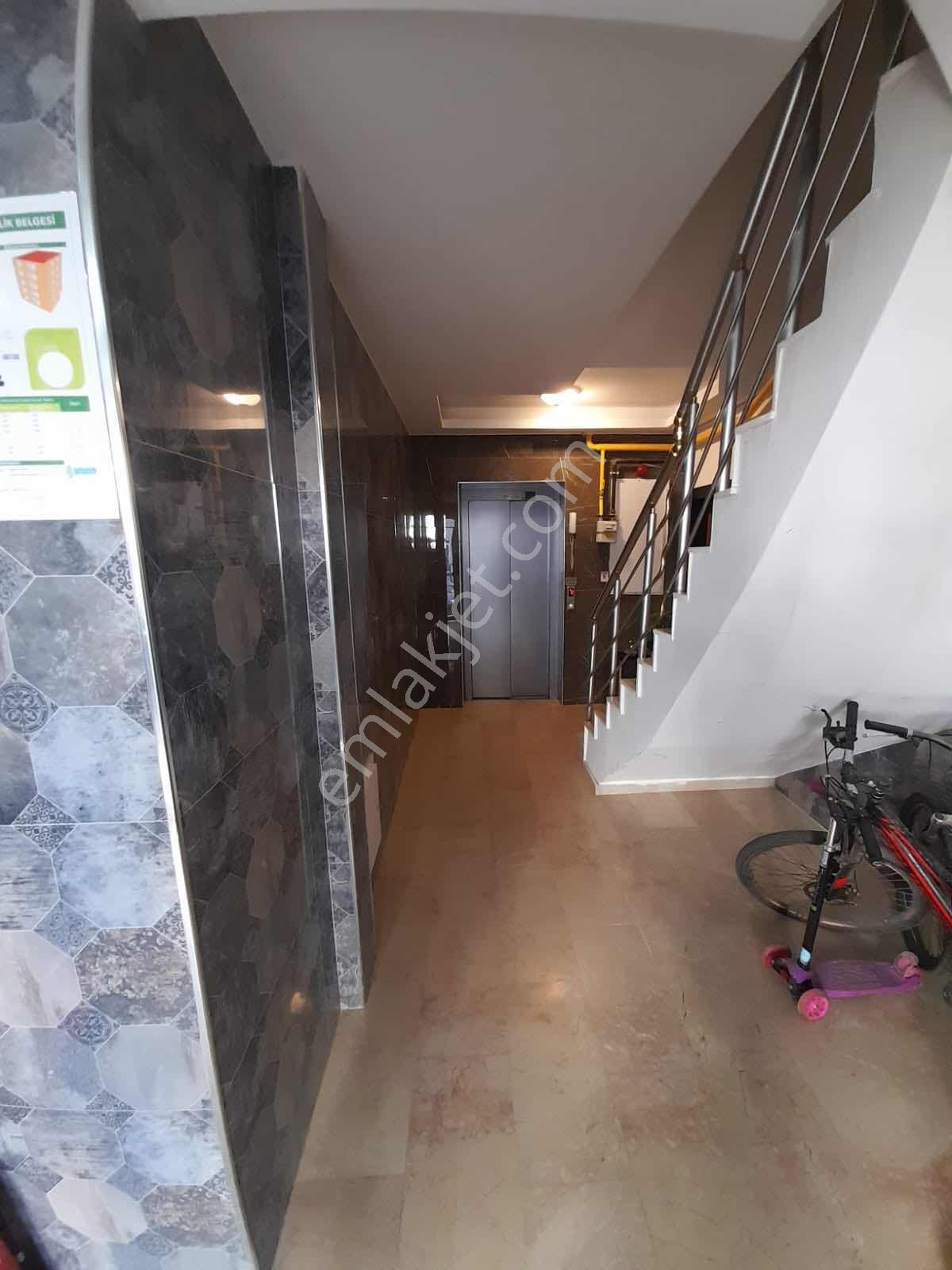 Kiralık 2+1 Daire Ebeveyn Banyolu Atakent Atatepe Mahallesi - Görsel 12