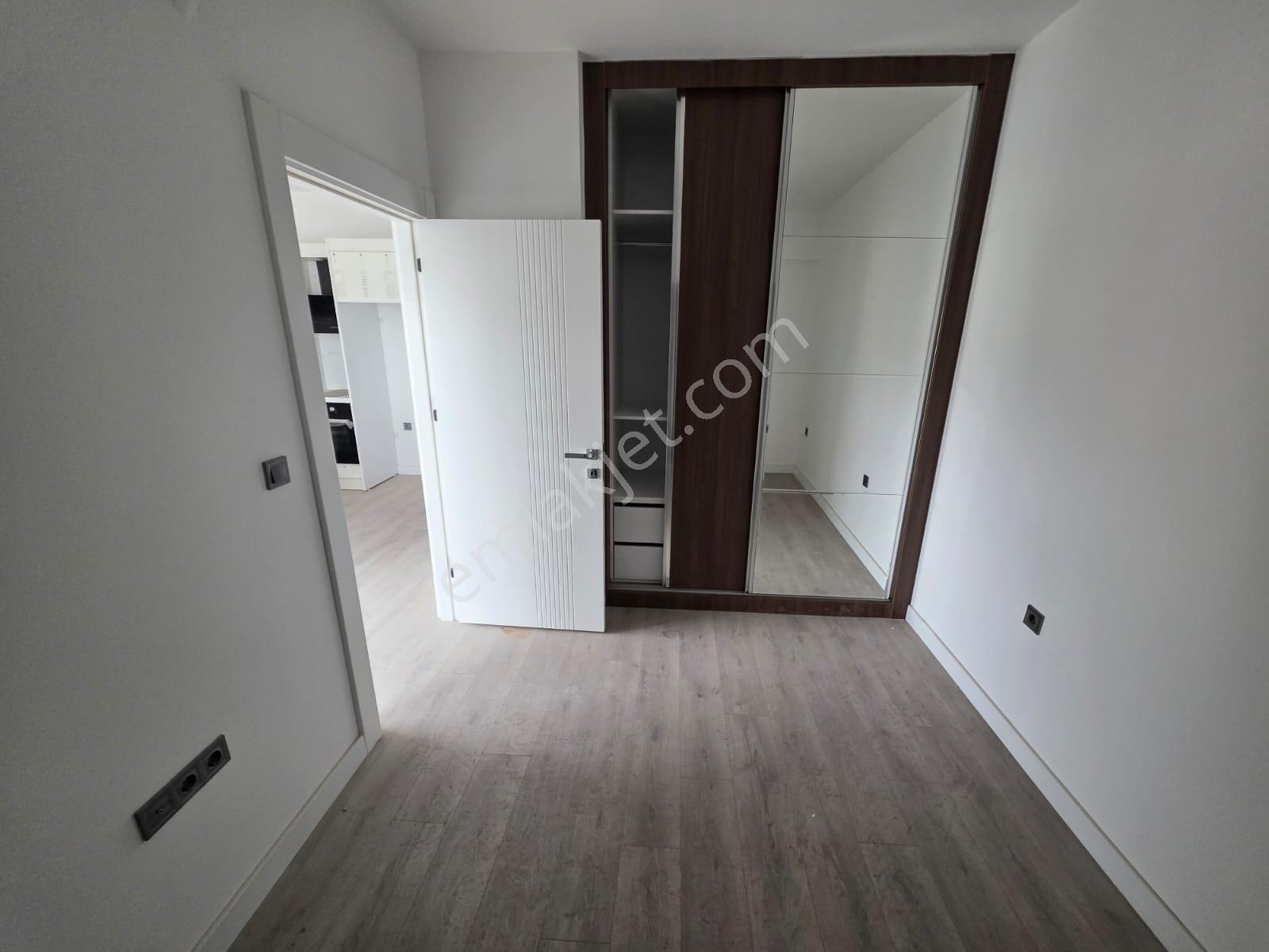 North City Buca Rezidansta Kiralık 1+1 Lüks Daire - Görsel 12