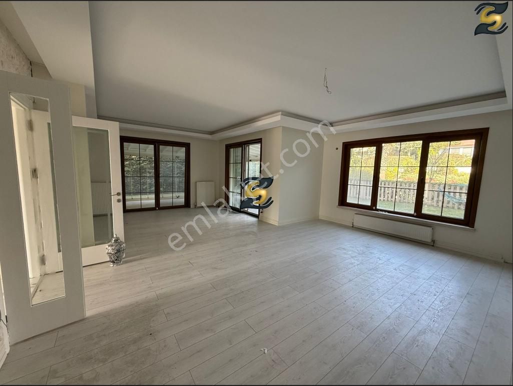 Orta Noktadan Bahçeşehir City Court'ta 6+2 Mükemmel Villa !! - Görsel 3