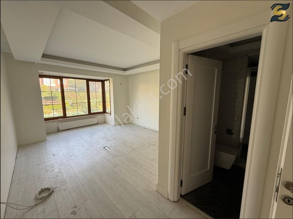 Orta Noktadan Bahçeşehir City Court'ta 6+2 Mükemmel Villa !! - Görsel 5