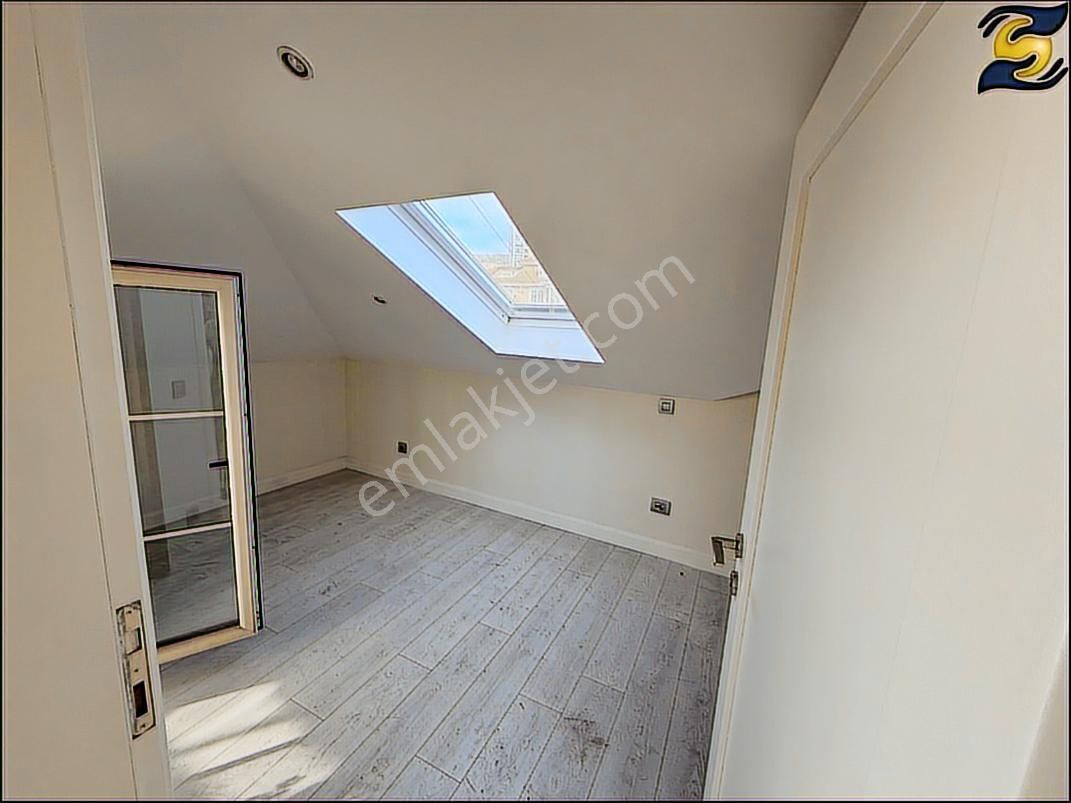 Orta Noktadan Bahçeşehir City Court'ta 6+2 Mükemmel Villa !! - Görsel 11