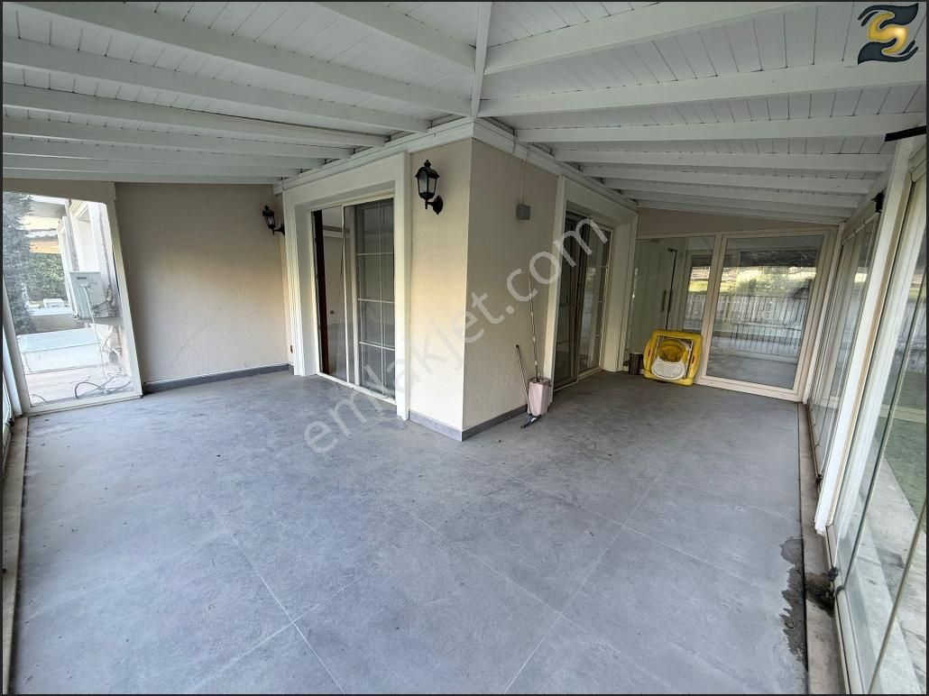 Orta Noktadan Bahçeşehir City Court'ta 6+2 Mükemmel Villa !! - Görsel 7