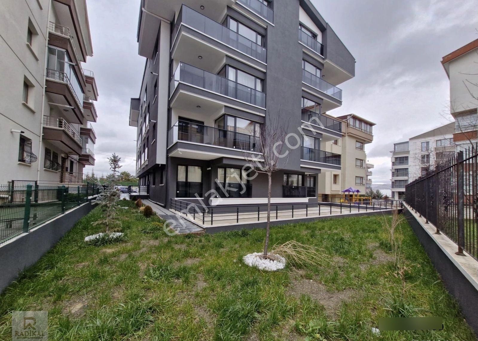 Birlik Mahallesi 493. Cadde Üzeri Sıfır Emsalsiz Kiralık Yüksek Giriş 2+1 Daire ......... - Görsel 16