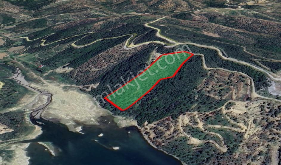 Seferihisar Beyler'de Yola Cepheli, Baraj Manzaralı Arazi