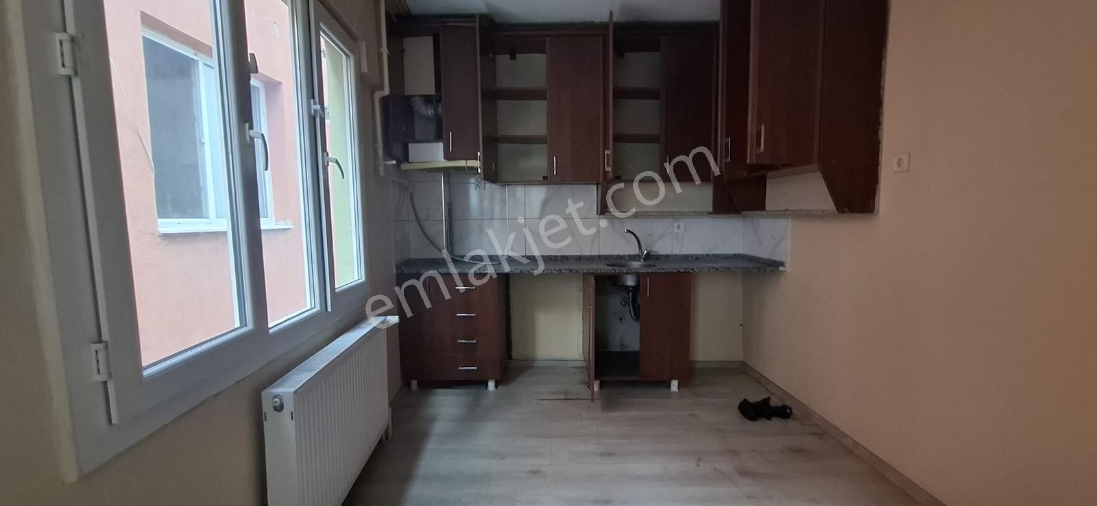 Buca İnönü Mahallesi'nde Doğalgazlı 2+1 Daire - Görsel 7