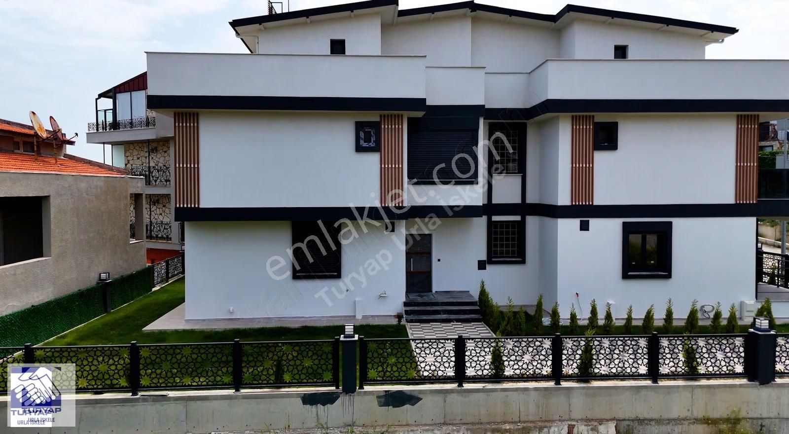 Urla İskelede Denize Yürüme Mesafesinde - Görsel 19