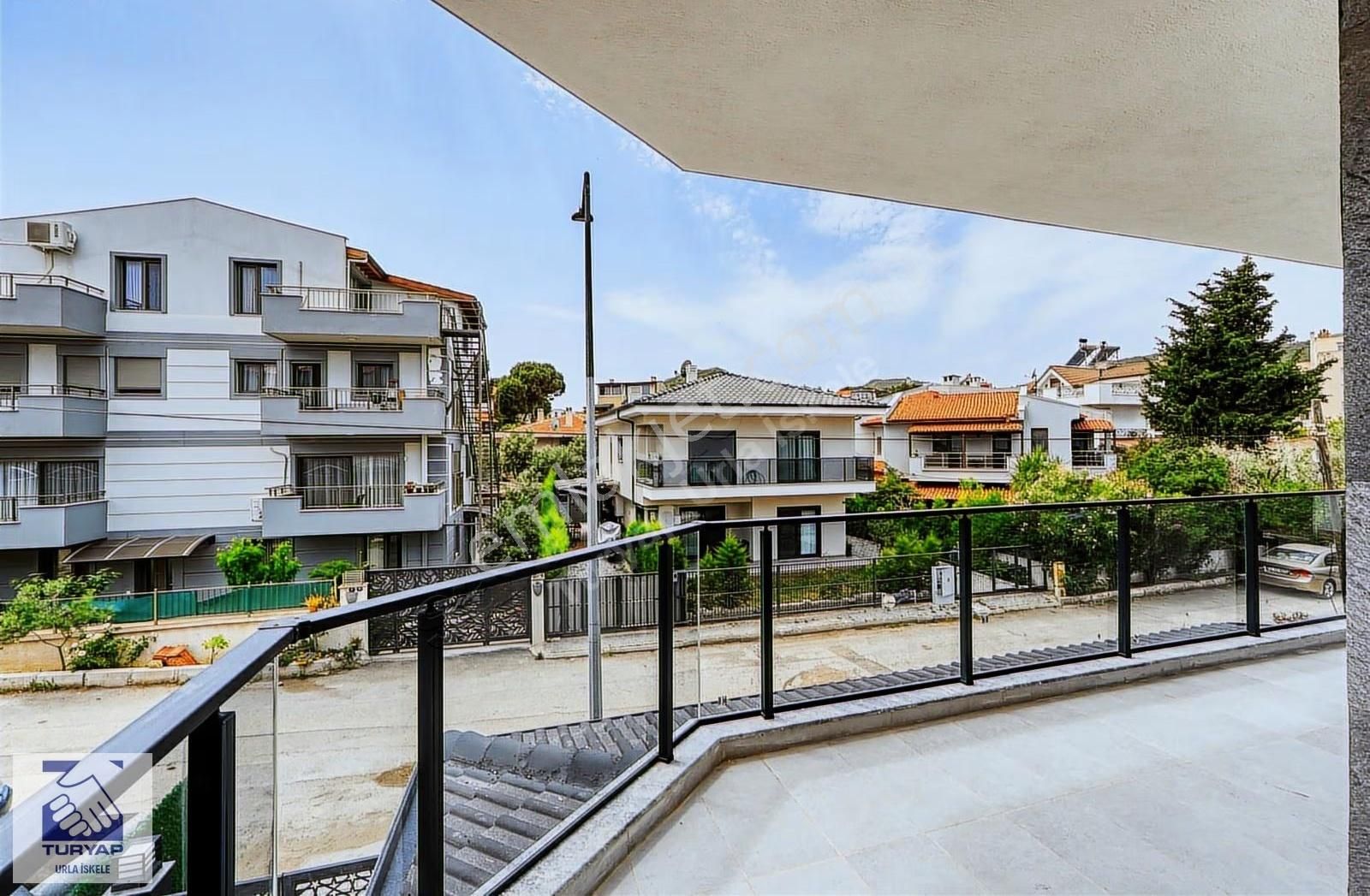 Urla İskelede Denize Yürüme Mesafesinde - Görsel 5