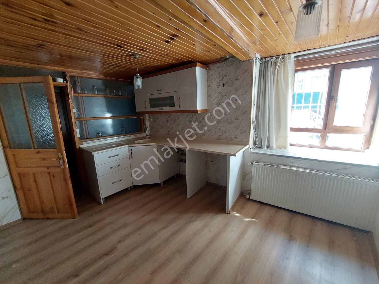 Maksem Caddesinde 5+1 Satılık Tarihi Ev Kaçırılmayacak Fiyata - Görsel 35