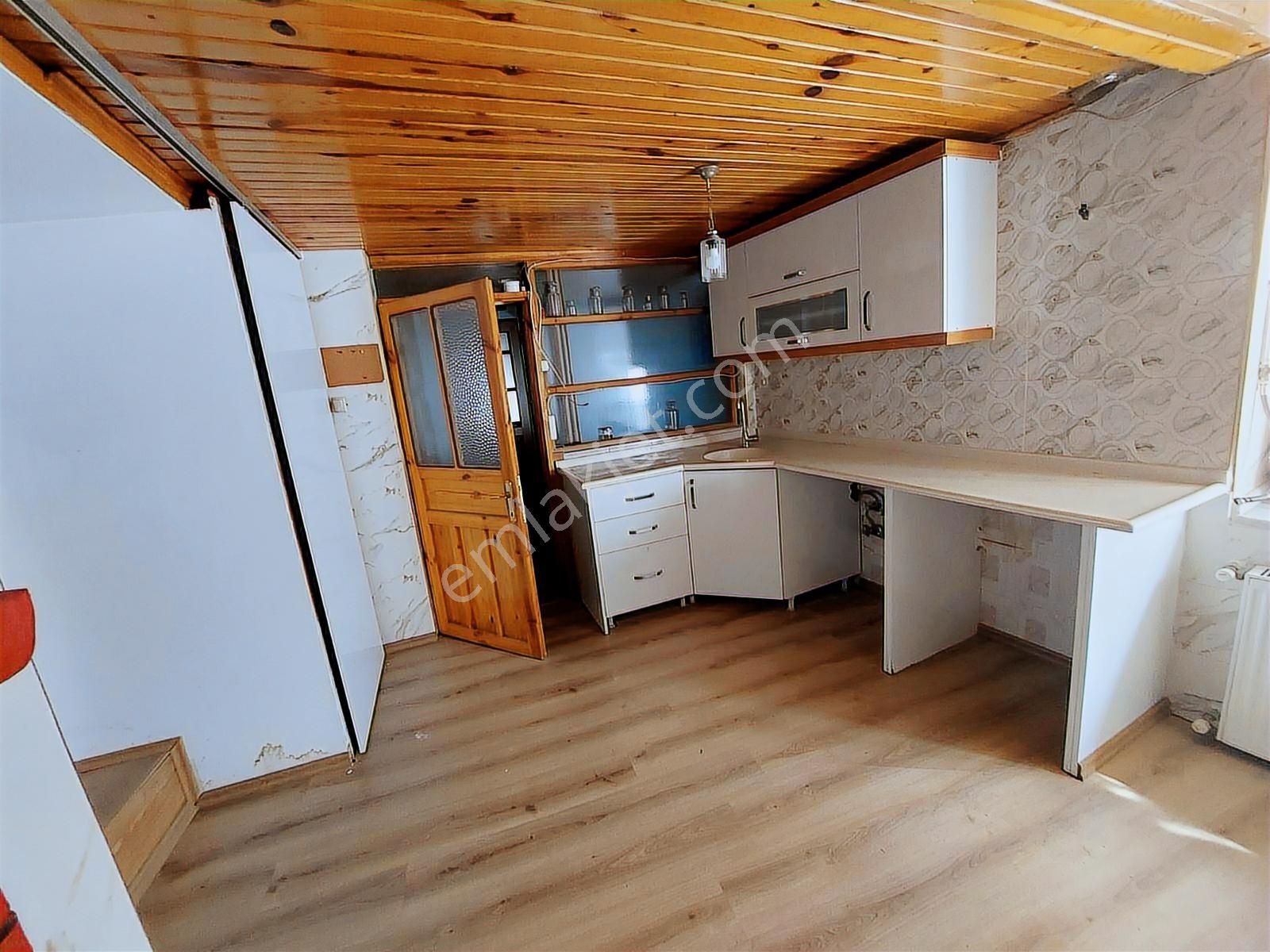 Maksem Caddesinde 5+1 Satılık Tarihi Ev Kaçırılmayacak Fiyata - Görsel 29