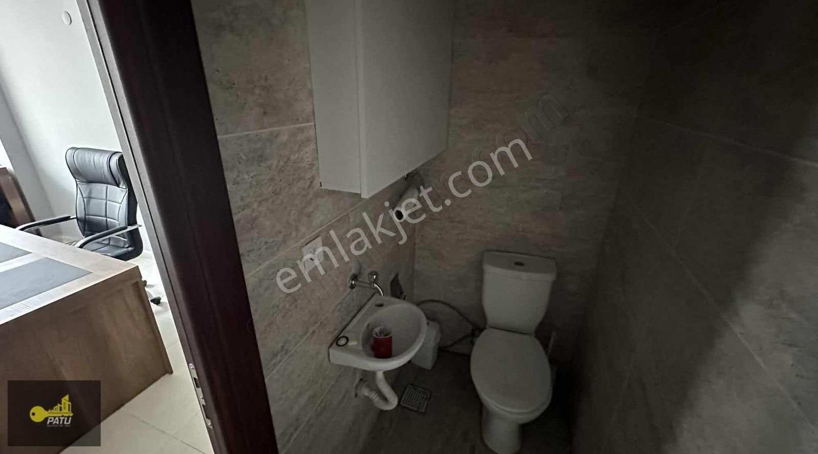 Patu Emlak'tan Ferhatpaşa Mah'de Kiralık Dükkan&ofis - Görsel 4