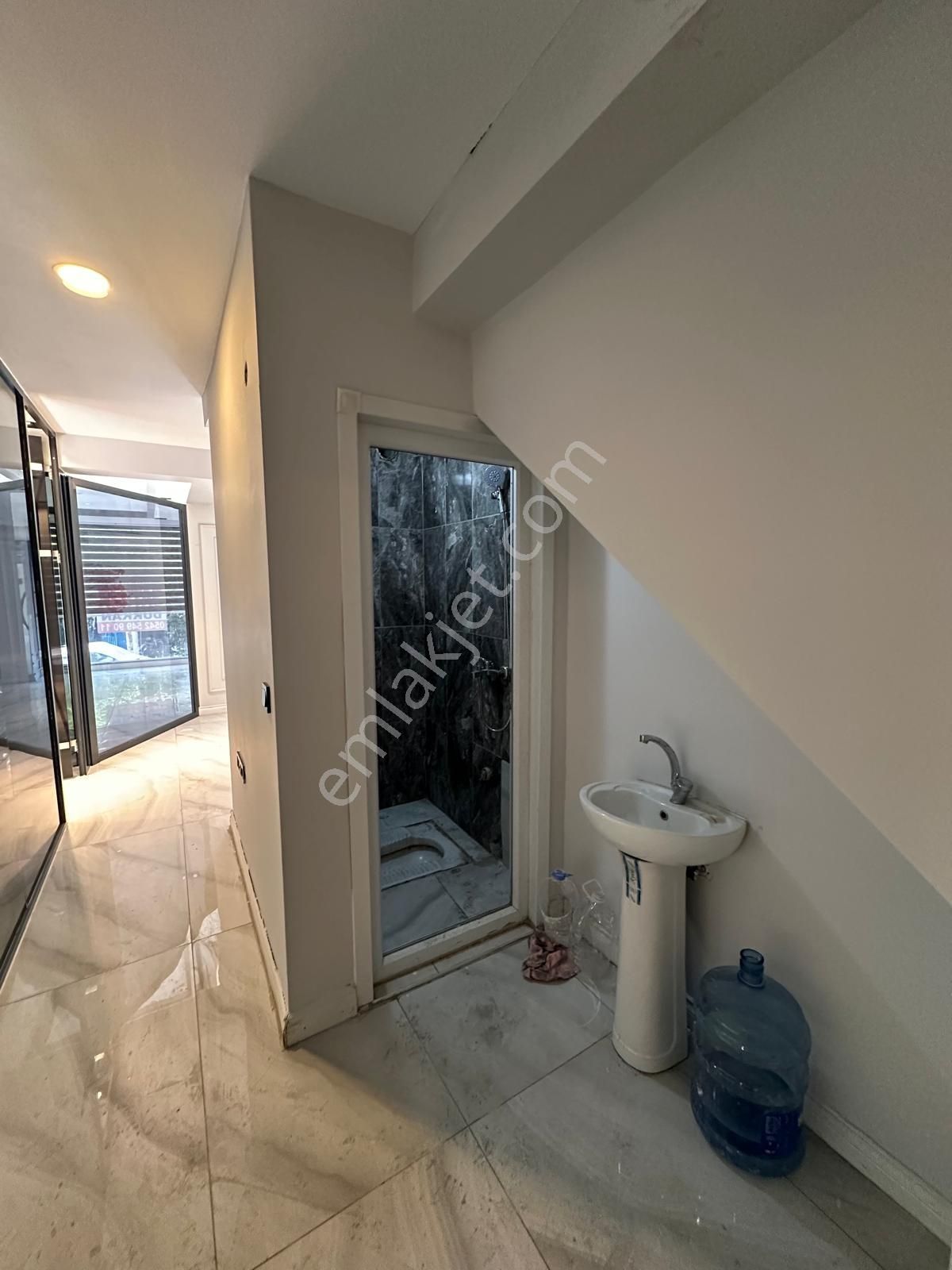 Fıkrı Sonmez Caddesınse Yuksek Gırıs Net130 M2 Satılık Dukkan - Görsel 23