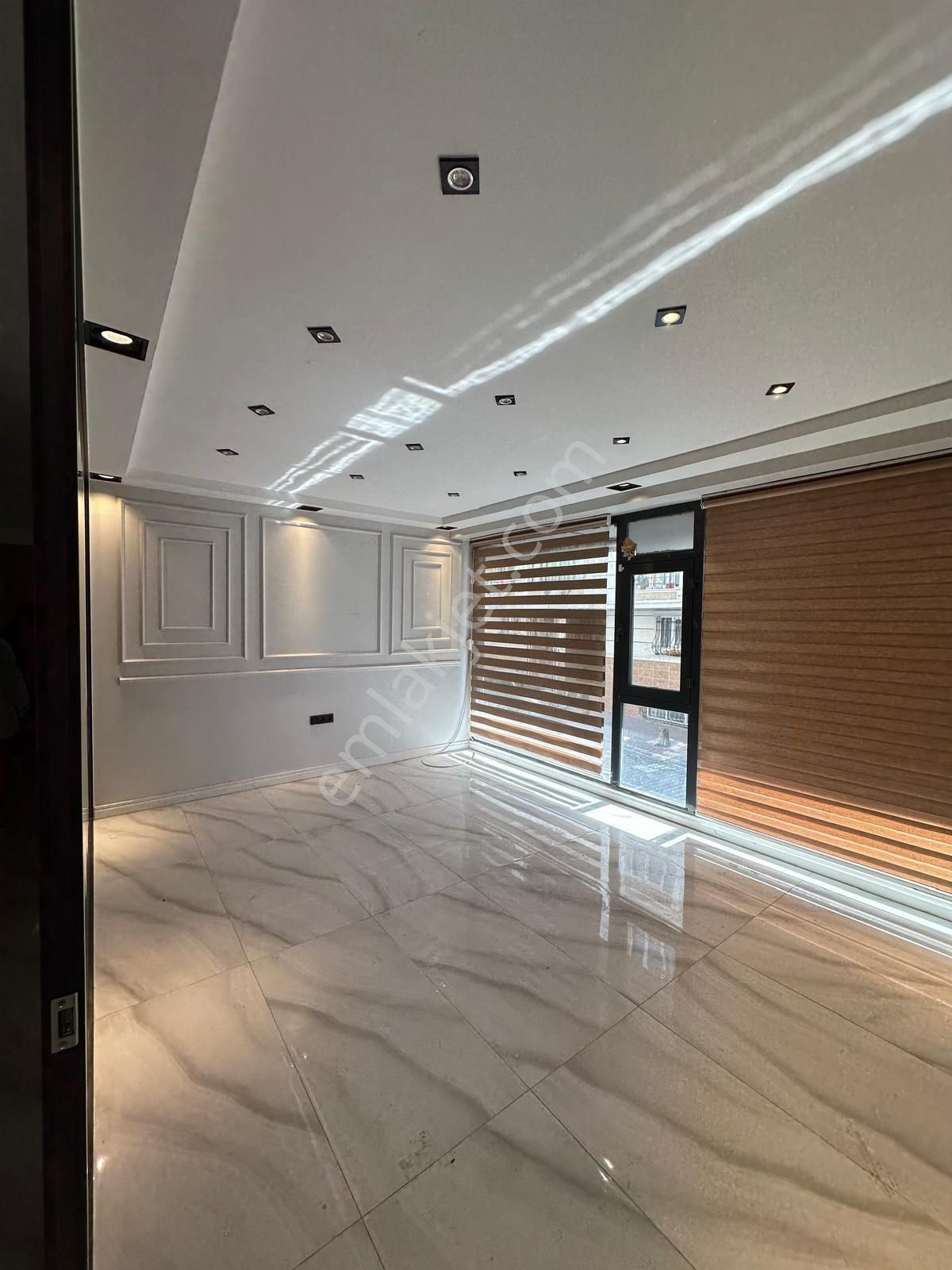 Fıkrı Sonmez Caddesınse Yuksek Gırıs Net130 M2 Satılık Dukkan - Görsel 17