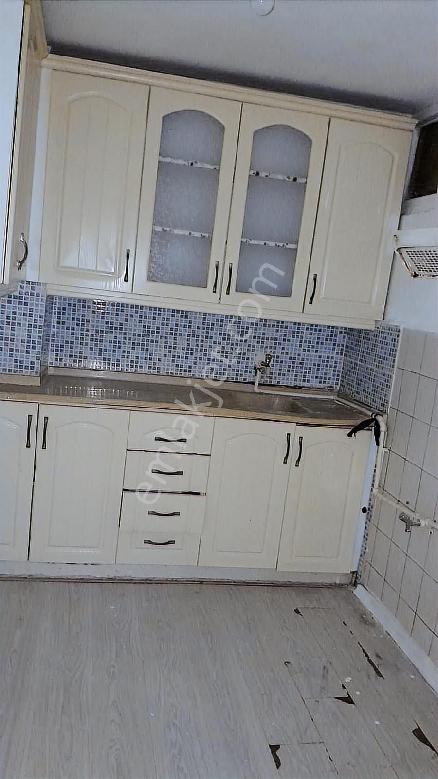 Esenler Fevziçakmak Mahallesinde Fırsat Daire 1500.000 Tl - Görsel 2