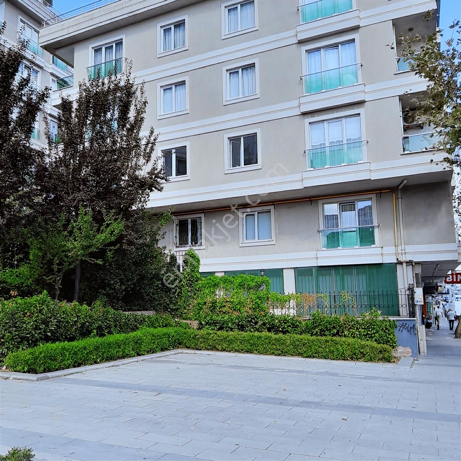 Ana Caddede Netten 2+1 Satılık Daıre Yuksek Katta 6500.000 Tl - Görsel 20