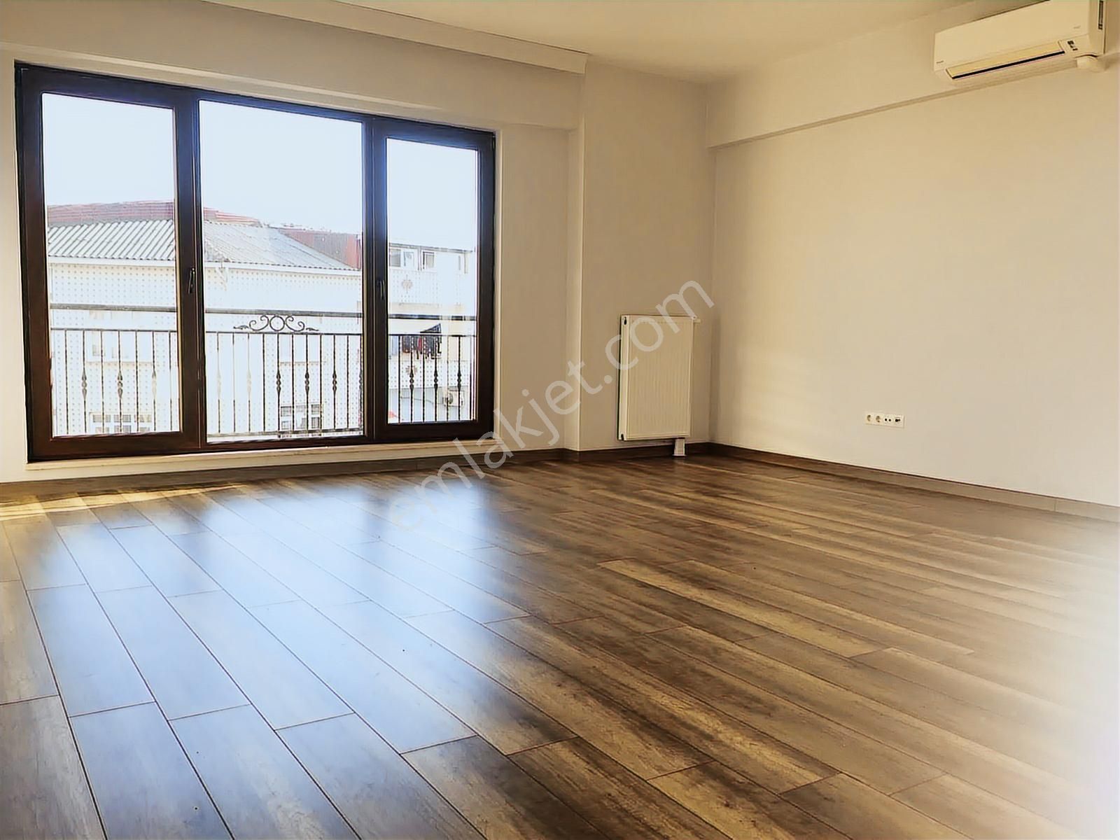 C 2 Blokta 1. 3+1 Satılık Devırlı Daıre 145 M2 11.000.000 Tl - Görsel 21