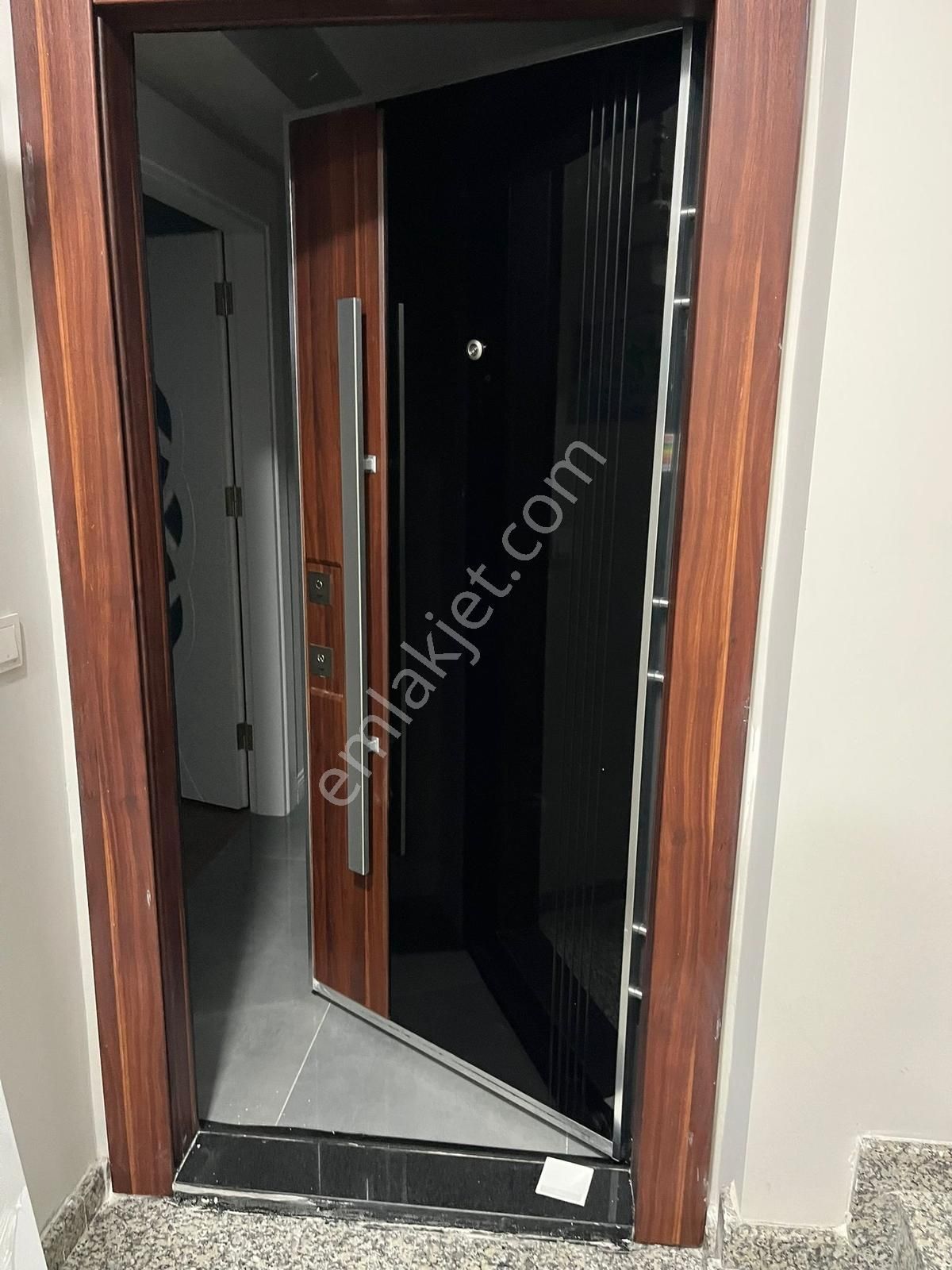 Vatan Caddesi Cepheli 1+1 Satılık Daire 7.500.000 Tl - Görsel 2