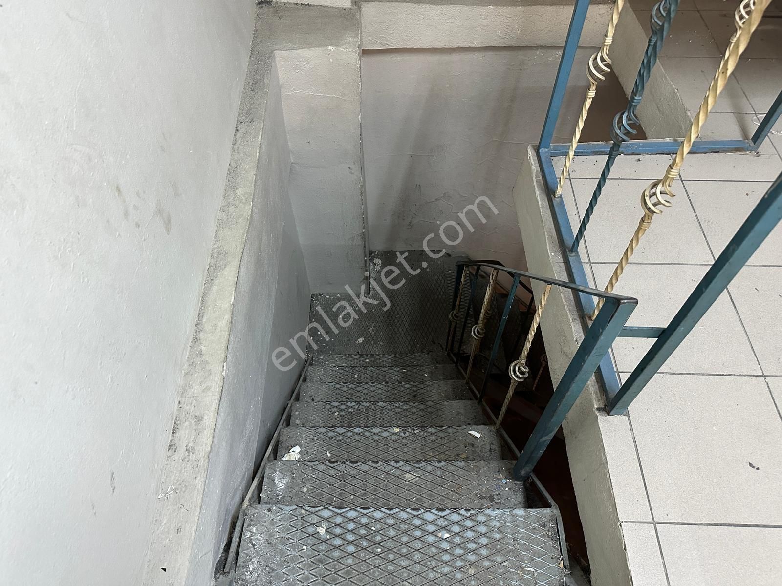 Zeytinburnu Telsız Mhl.köşe Başı Kiralık Magaza 3 Katlı - Görsel 25