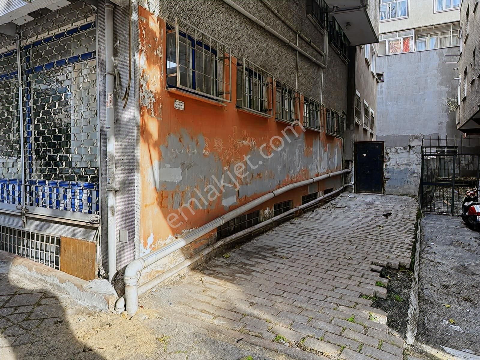 Zeytinburnu Telsız Mhl.köşe Başı Kiralık Magaza 3 Katlı - Görsel 16