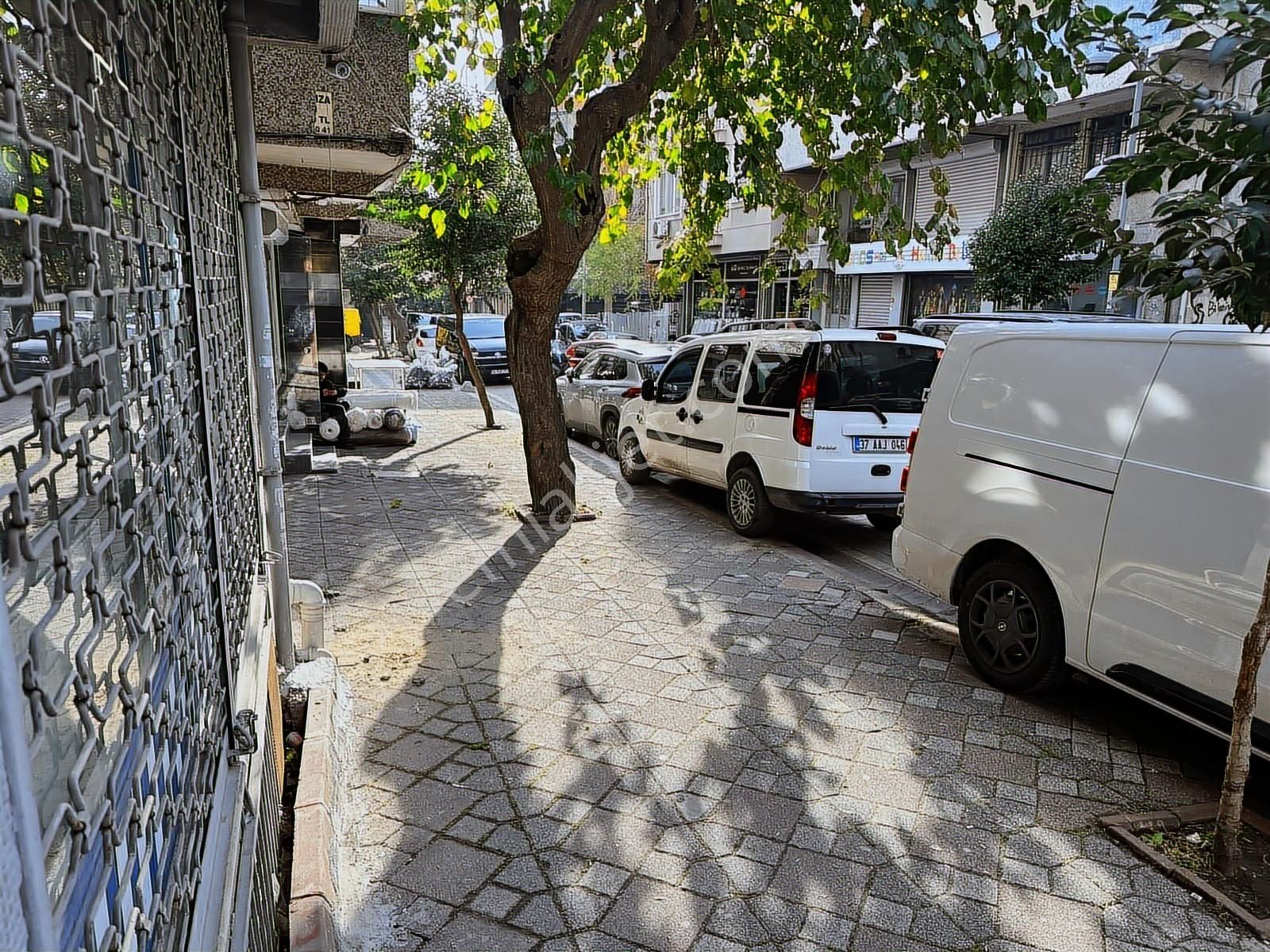 Zeytinburnu Telsız Mhl.köşe Başı Kiralık Magaza 3 Katlı - Görsel 23