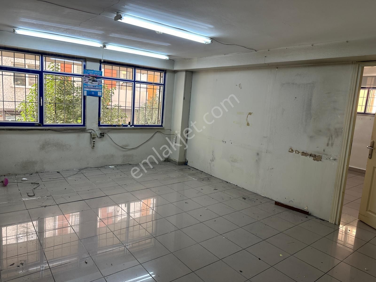 Zeytinburnu Telsız Mhl.köşe Başı Kiralık Magaza 3 Katlı - Görsel 2