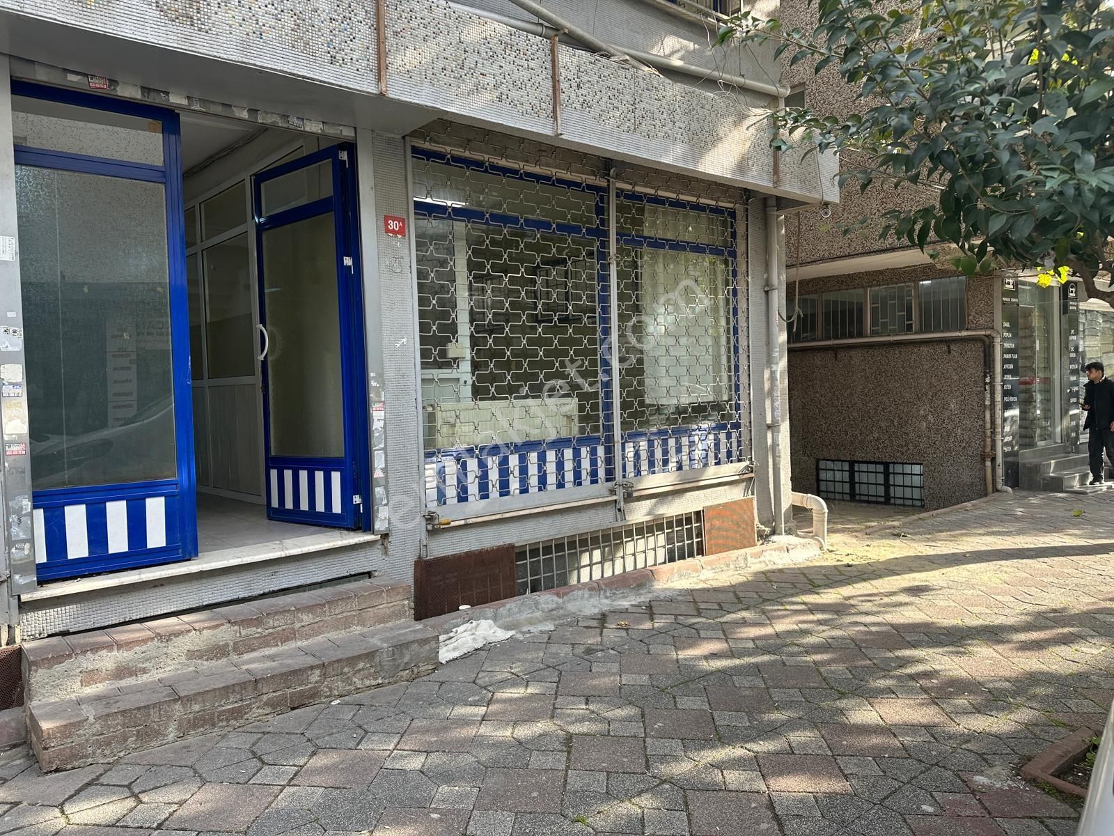 Zeytinburnu Telsız Mhl.köşe Başı Kiralık Magaza 3 Katlı - Görsel 15