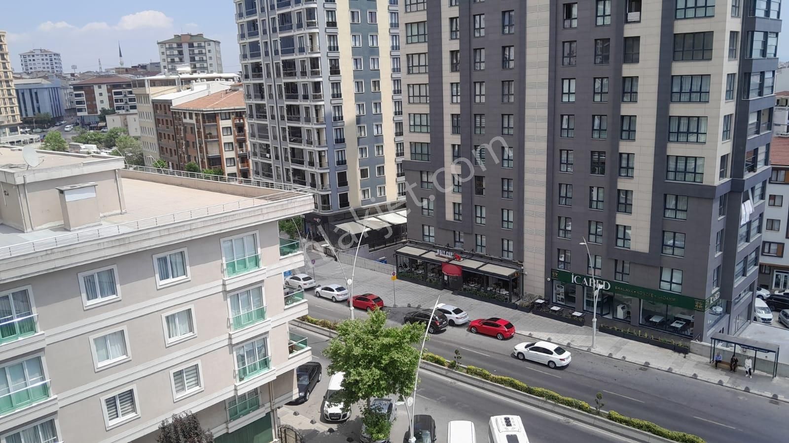 Emlakkonut C 2 Blokta 3+1 145 M2 Satılık Daıre 11.300.000 Tl - Görsel 5