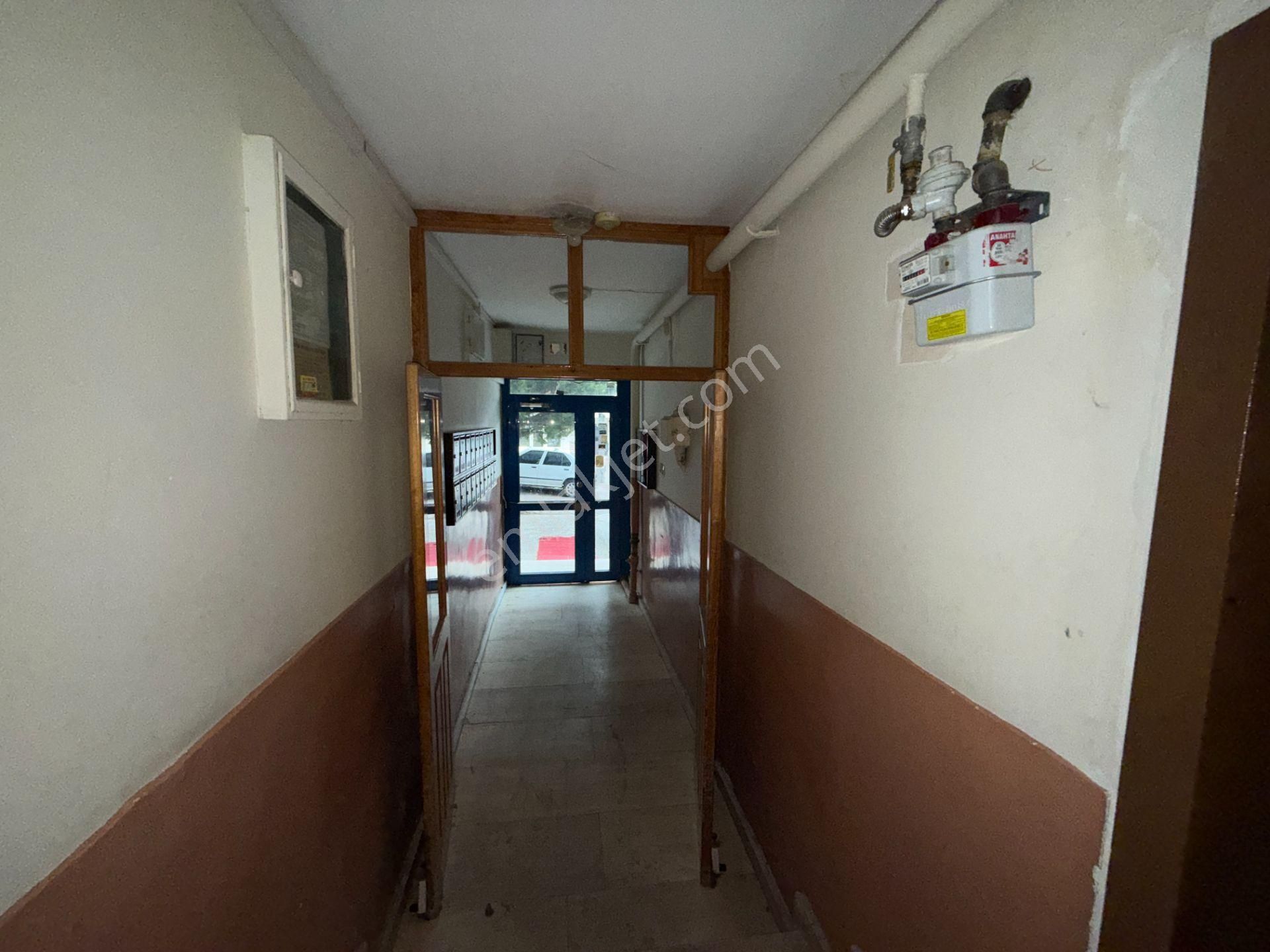 Gazino'da Giriş Katta 3+1 Daire, 75m², Ön Cephe - Görsel 23