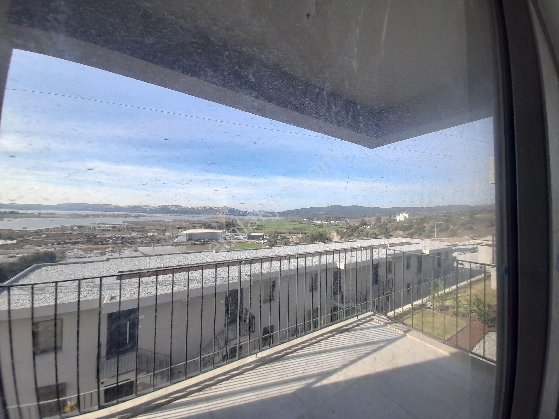 Muğla Milas Dörttepe Göl Manzarali 1+1 Satılık Daire - Görsel 4