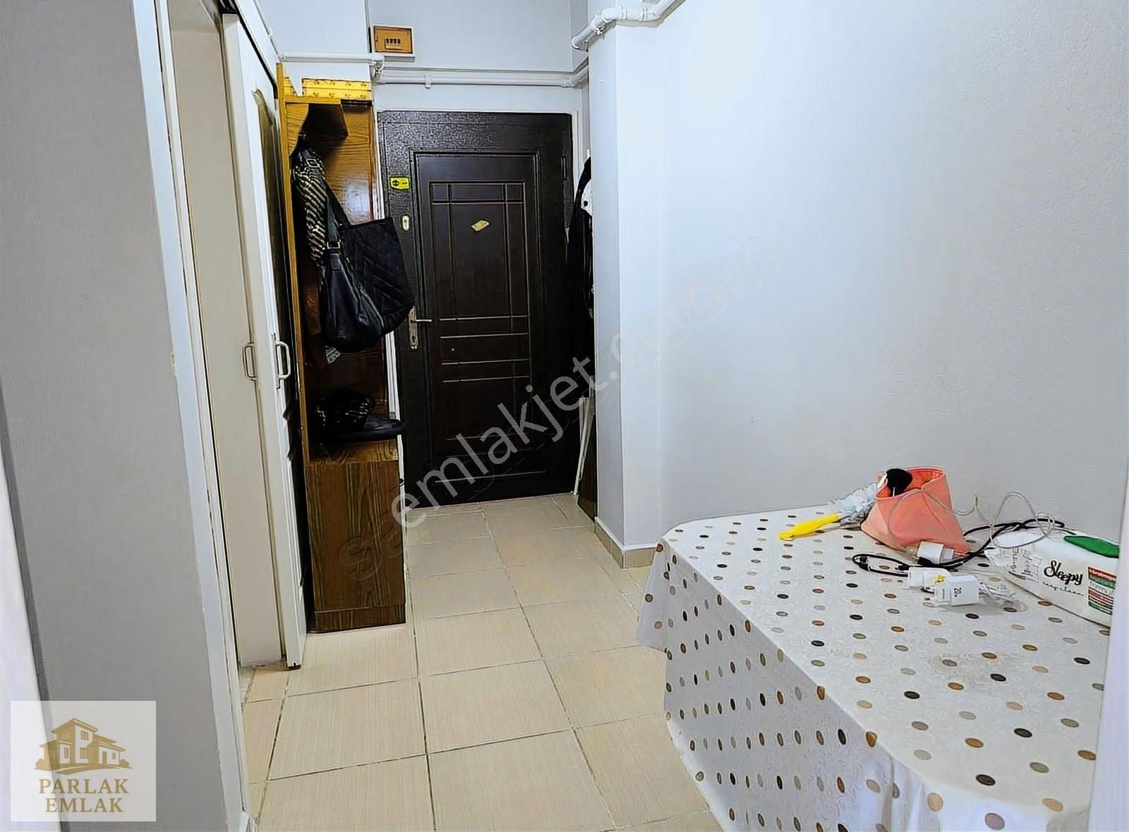 Parlak'tan Ahmediyede Geniş 2+1 Satılık Ara Kat Daire!! - Görsel 4