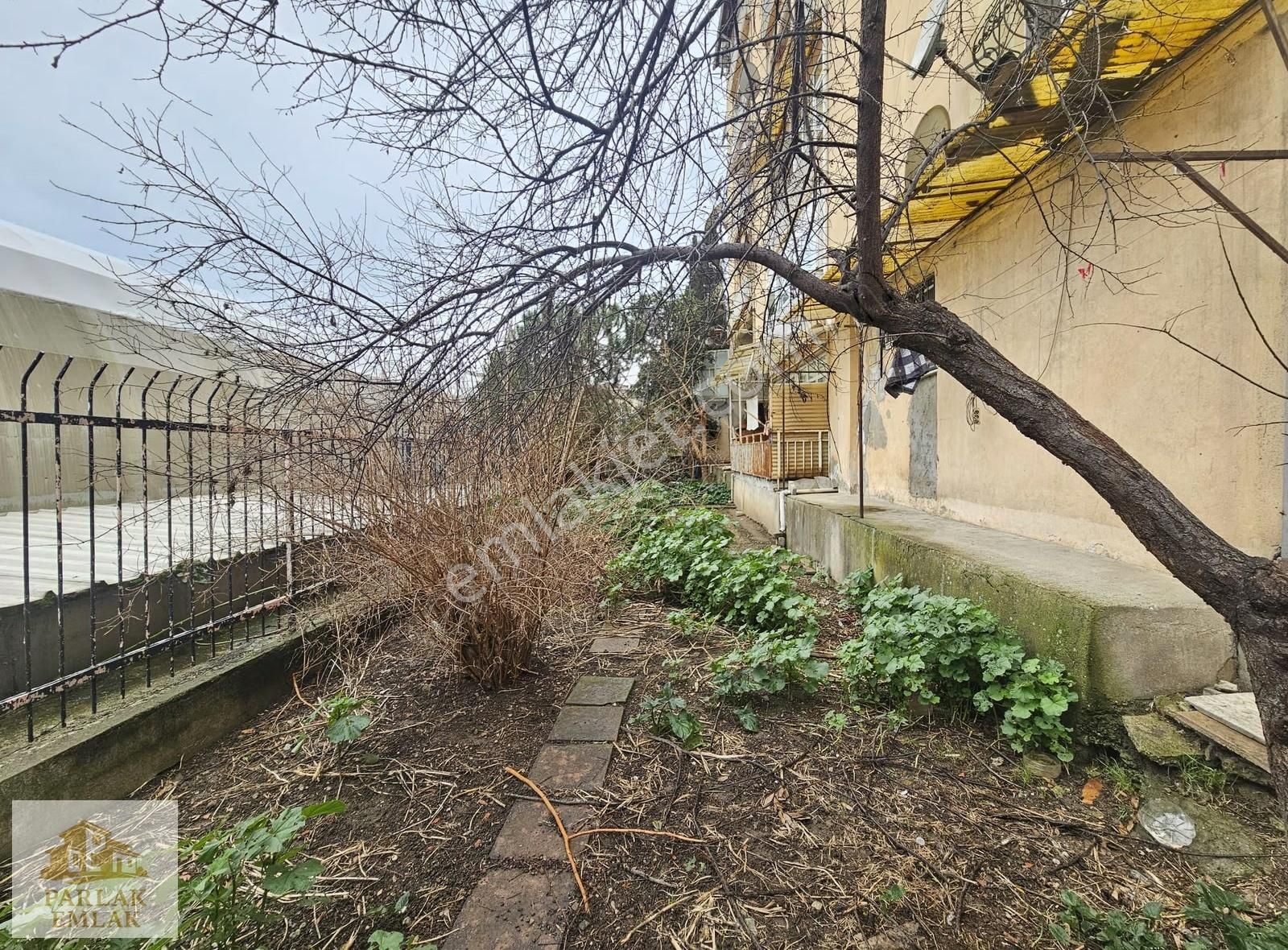 Parlak'tan Üsküdar Sultantepede 2+1 Bahçeli Giriş Kat - Görsel 15