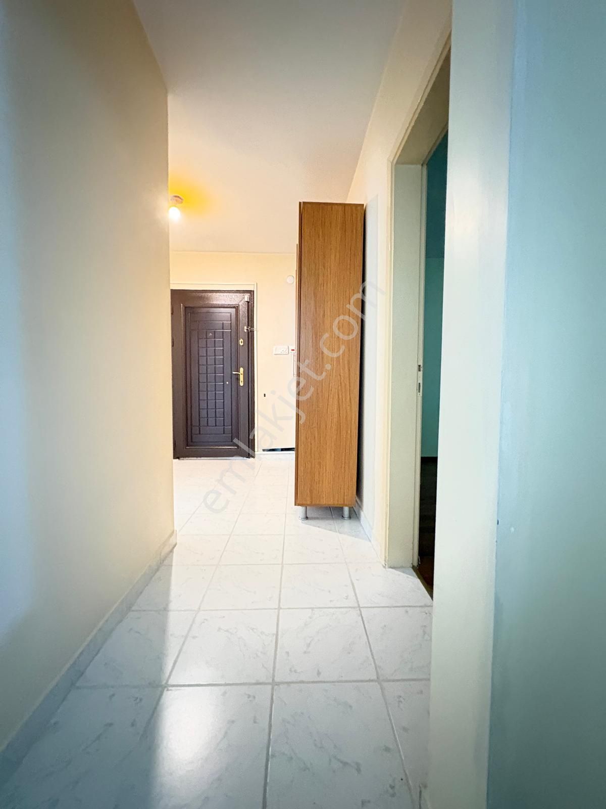 Çengelköy Ata 2 Sitesi 'nde Bahçe Kullanımlı Kiralık 2+1 Daire - Görsel 5