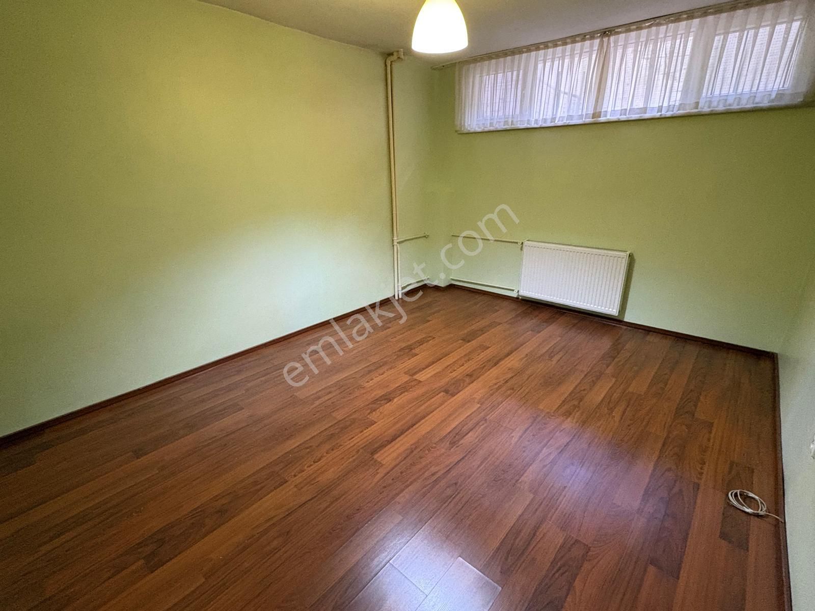 Çengelköy Ata 2 Sitesi 'nde Bahçe Kullanımlı Kiralık 2+1 Daire - Görsel 16