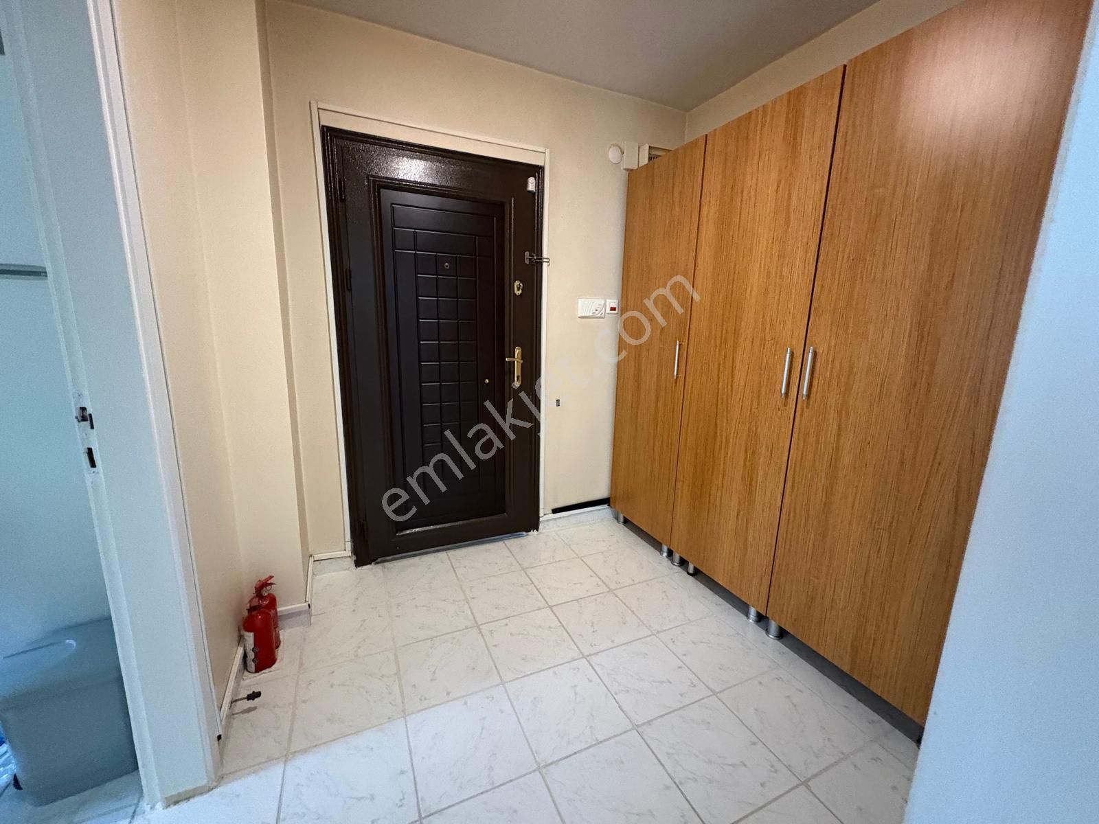 Çengelköy Ata 2 Sitesi 'nde Bahçe Kullanımlı Kiralık 2+1 Daire - Görsel 3